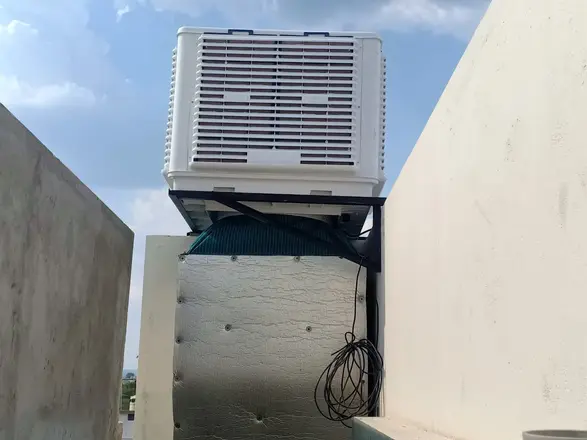 Duct cooler on a steel stand